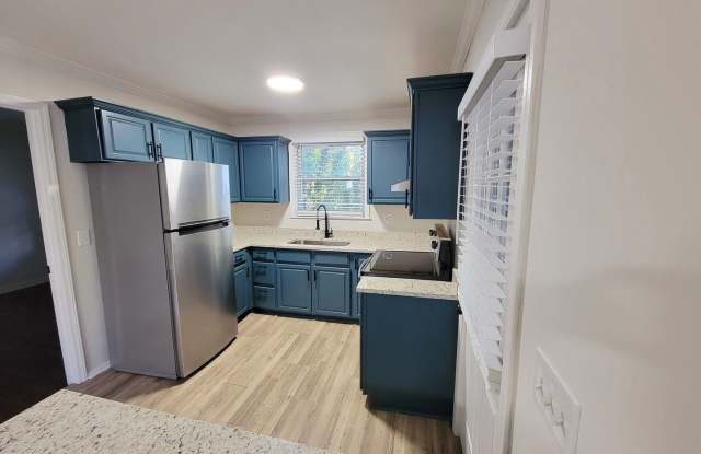 Brick Ranch in Yorkmount Area near Tyvola Gallery 3