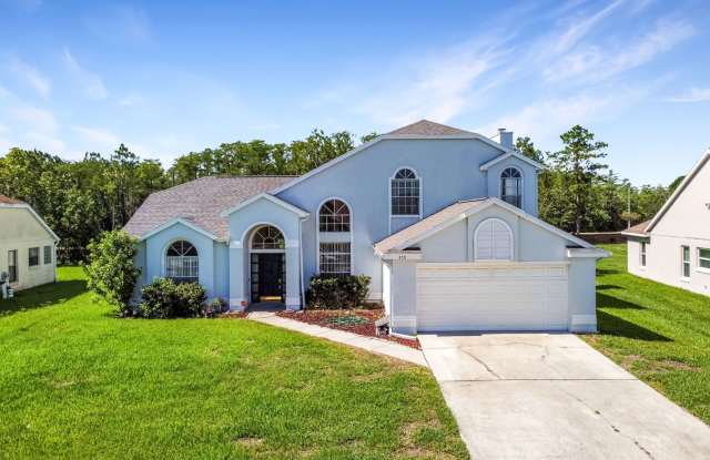 Spacious Home on Oversized Lot Now Available in Orlando! photos photos