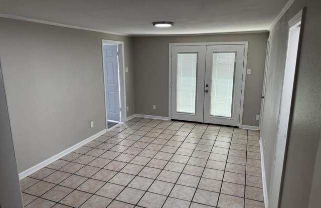 8427 Ridgelea Street Gallery 4