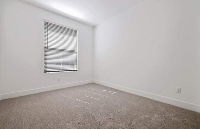 2885 East Tamarind Drive - 1 Gallery 4