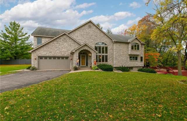 7506 Erie Avenue - 7506 Erie Avenue, Chanhassen, MN 55317