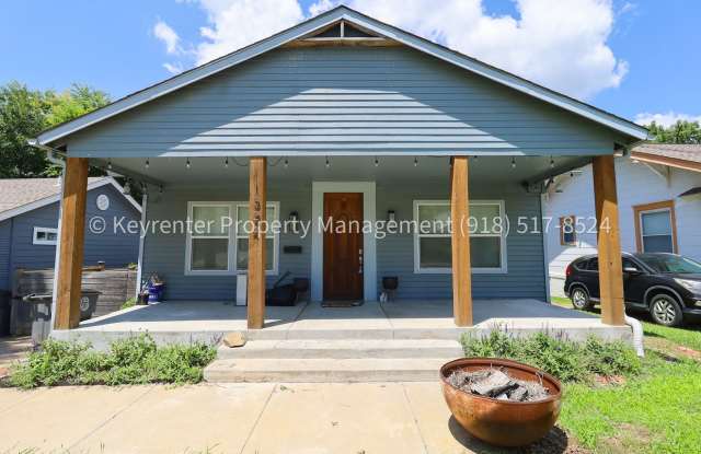 Charming 3 Bed, 2 Bath Bungalow Near Downtown Tulsa! photos photos Charming 3 Bed, 2 Bath Bungalow Near Downtown Tulsa! photos photos