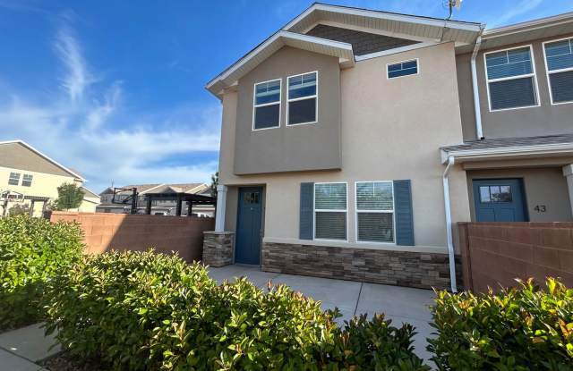 3 bed 2 bath home for rent, small dog under 30lbs allowed! photos photos