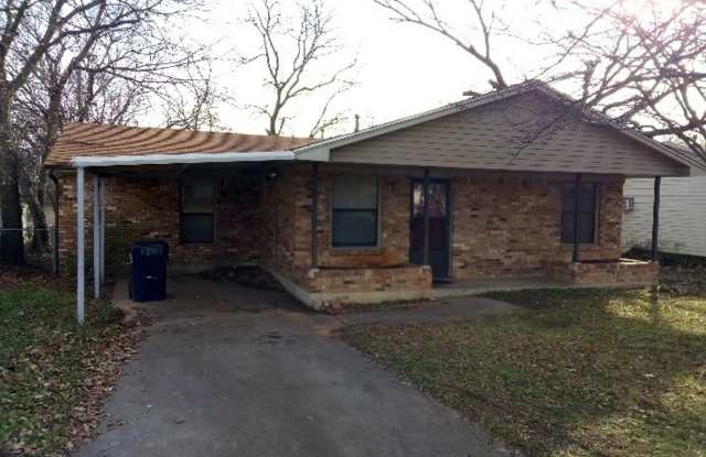 1708 Boyd St - 1708 Boyd Street, Denton, TX 76209