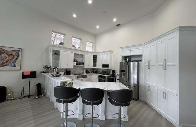 7131 MALLORCA Crescent Gallery 3