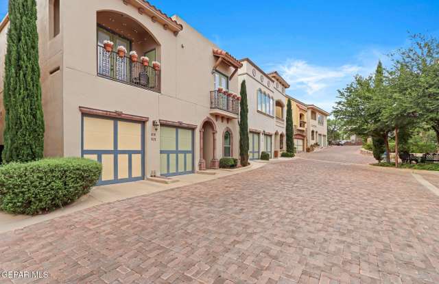 Piazza Escondido Mansion Building - 6350 Escondido Drive, El Paso, TX 79912