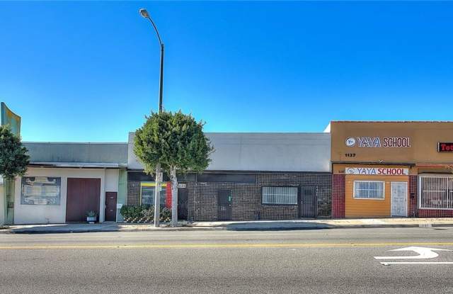 1135 N. La Brea Ave photos photos