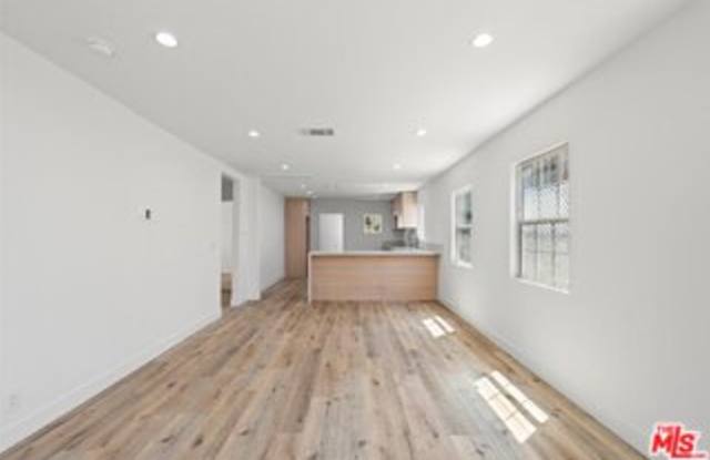 3748 Veteran Avenue Gallery 2