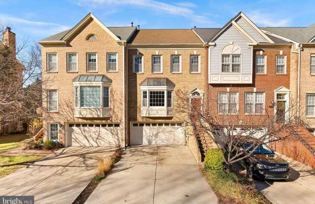 1707 LEIGHTON WOOD Lane photos photos