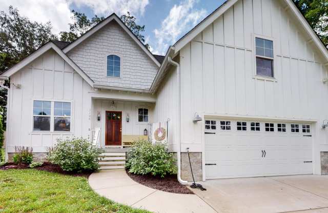 7146 Peppertree Cir photos photos