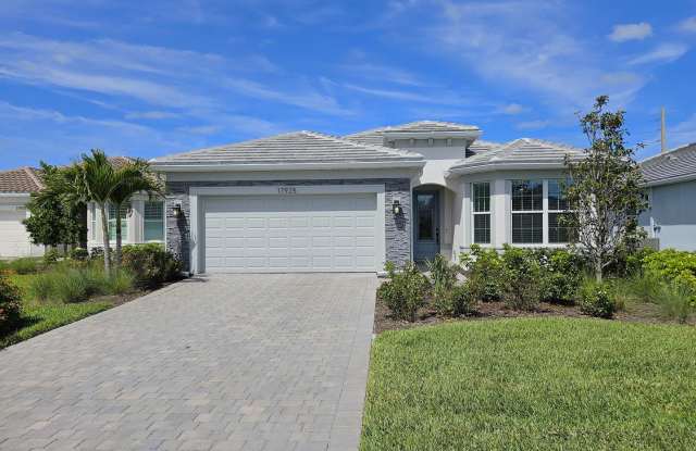 New Construction Seasonal Short-Term 3 Bedroom 2 Bathroom with a Bonus Room in Legacy Groves! photos photos