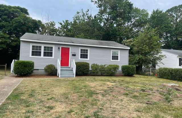 7701 Roanoke Avenue photos photos