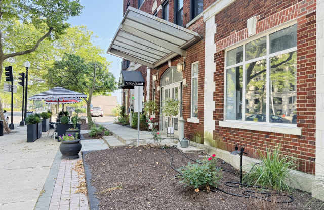 881 Lafayette Boulevard photos photos