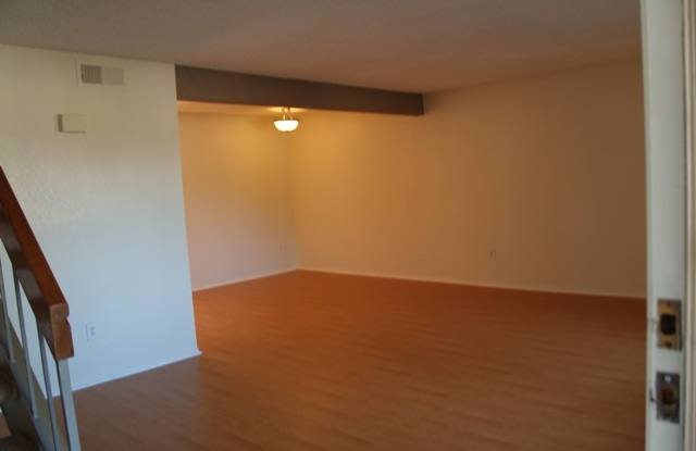 Coming soon....Spacious 4BR Townhome in Desirable Tiburon Community – Carlsbad Gallery 3