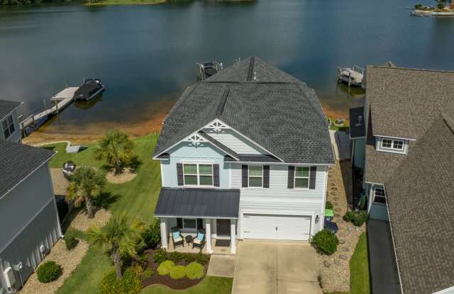 Rare Lake Murray rental located in Lexington! Fully Furnished 6 month lease Gallery 4