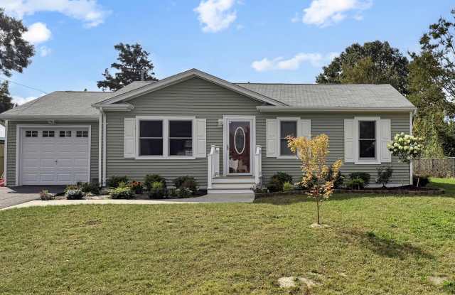 1003 E Panama Court Gallery 1