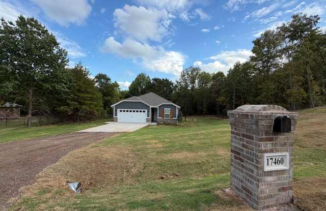 New Construction 3 Bedroom, 2 Bathroom on a 2.14 Acre Lot in Ridge Creek Addition! Gallery 1