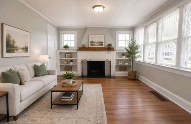 616 W University Ave - Pet-Friendly 3BR Near Ball State, The Village & Downtown Muncie! Gallery 4
