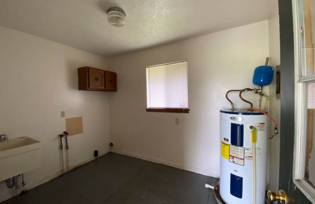 2/1 Duplex Close to Hwy 74 - 3739 Robert Riding Road, Cleveland County, NC 28150