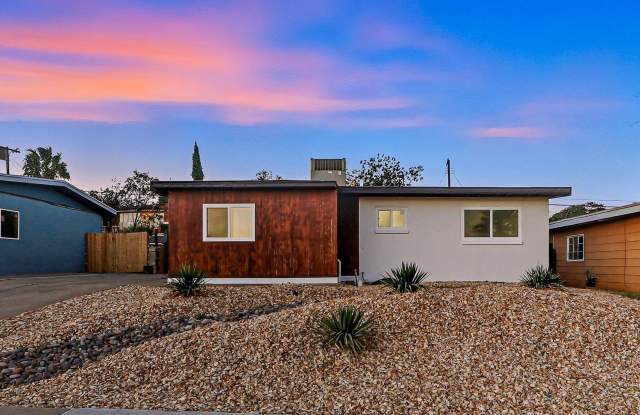 6251 Arapaho Road photos photos