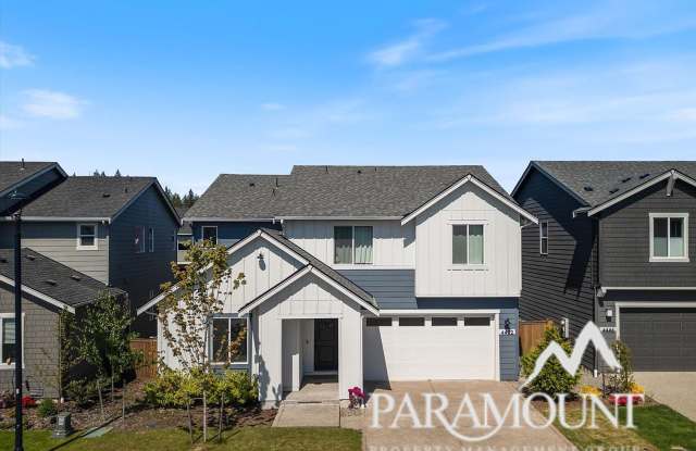 Spacious 4 Bedroom 3 Bath! - 4452 Explorer Avenue, Port Orchard, WA 98367 Spacious 4 Bedroom 3 Bath! - 4452 Explorer Avenue, Port Orchard, WA 98367