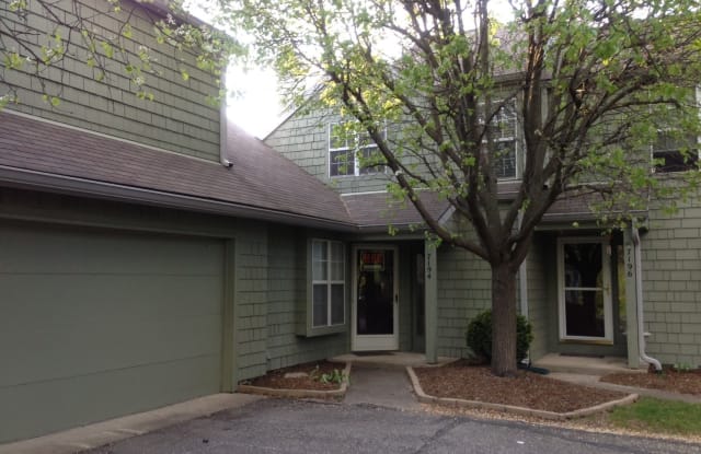 7194 Harbour Isle Drive - 7194 Harbour Isle, Indianapolis, IN 46240