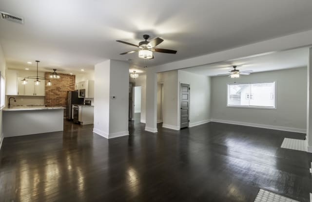 1021 Portland Street - 2 photos photos