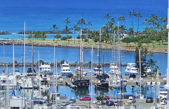 1700 Ala Moana Blvd Gallery 2