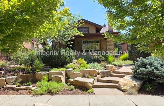 2 Bed/1 Bath, 870 Sqft - 808 S Grant St Gallery 3