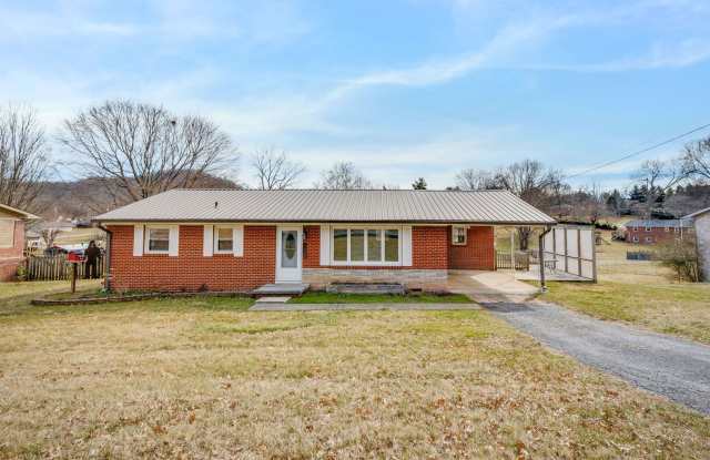 606 Pine Ridge Road photos photos