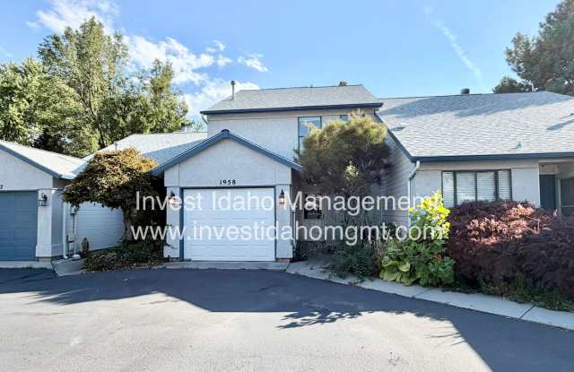 Southeast Boise Townhome for Rent! Minutes from Downtown, Greenbelt & BSU! Gallery 3