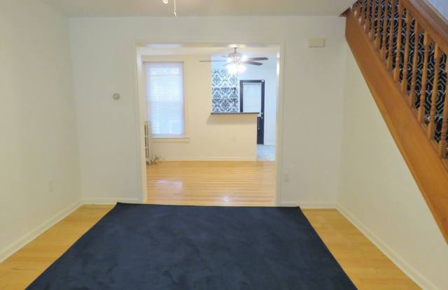 522 E. Queen Lane Gallery 2