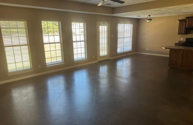 1065 Wineberry Gallery 3