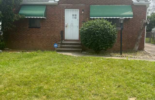 3bd Single Section 8 photos photos