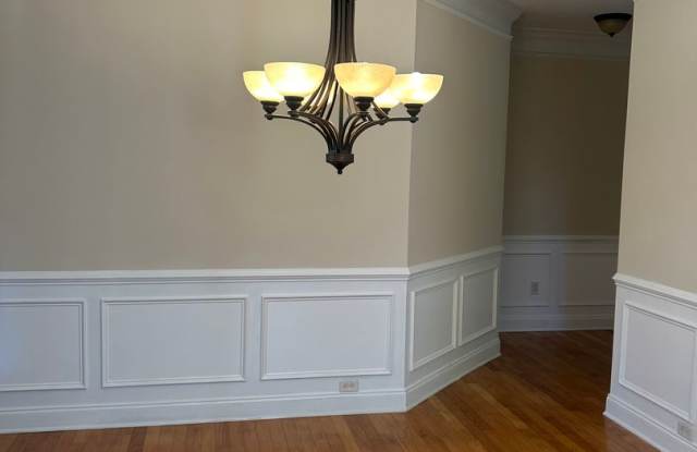 Simpsonville, 4BD/3.5BA, 3300SF Gallery 4