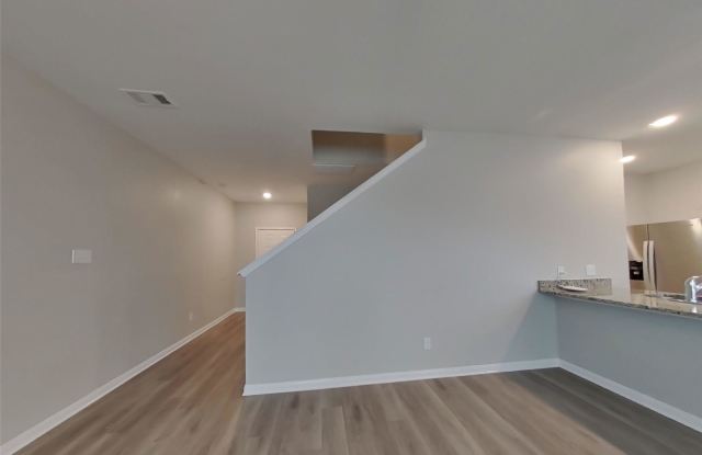 21108 Titian Drive Gallery 3
