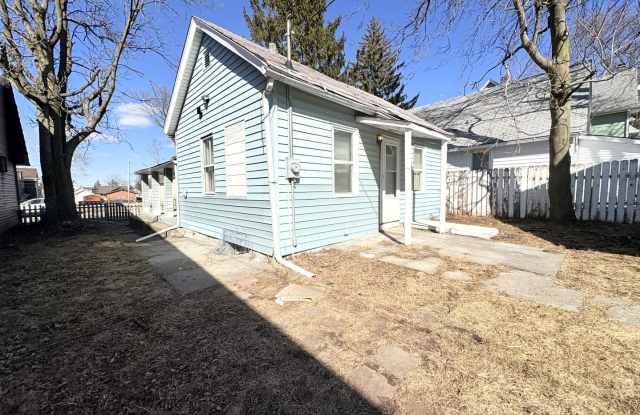 Charming 2 Bedroom Home for Rent  In Great Move In Condition! photos photos