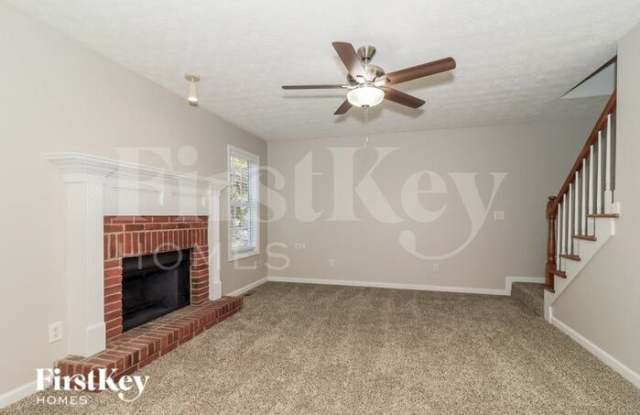 459 Fernwood Circle Gallery 3
