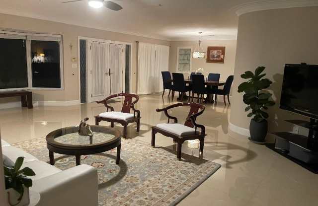 772 Apple Tree Lane photos photos