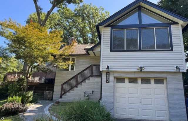 280 W Shore Trl Gallery 1