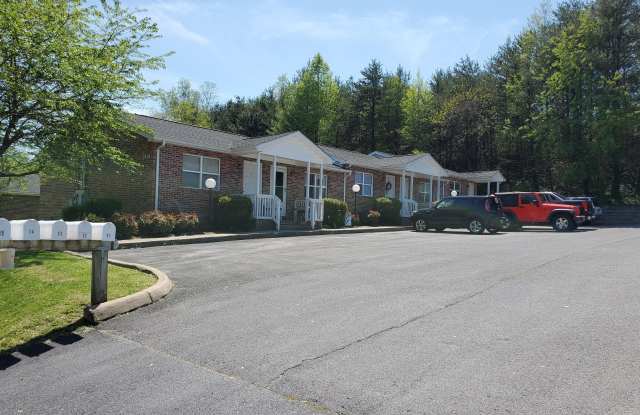 2818 Plymouth Road photos photos