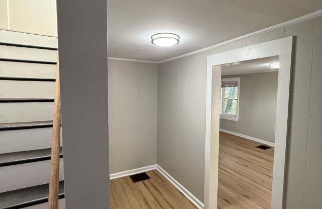 15 Ripley Place Gallery 2