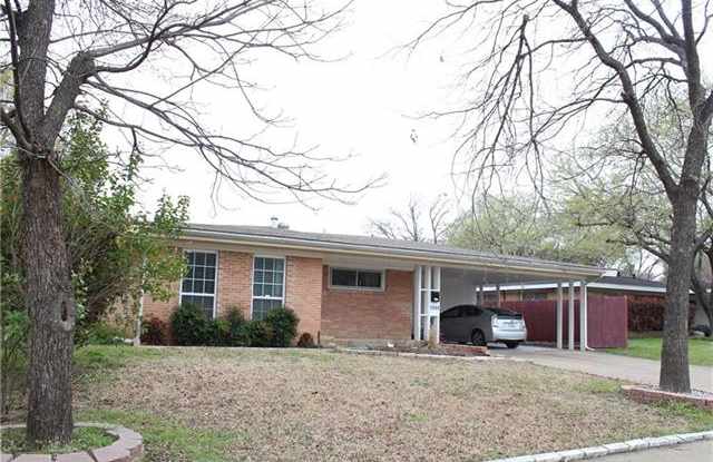 1944 Pilgrim Drive Gallery 3