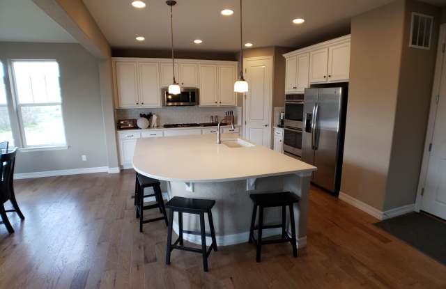 1288 Castle Creek Ct Gallery 2