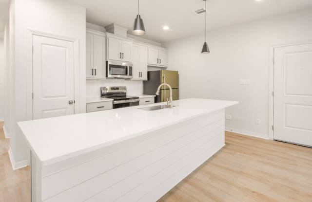 309 Sterling Street - A Gallery 3