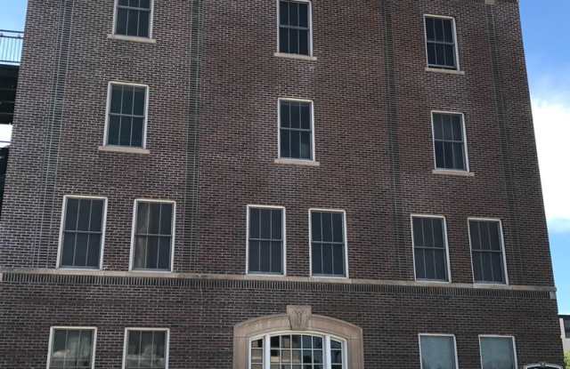 201 S. Saint Francis # 103 - 201 S Saint Francis Ave 103, Wichita, KS 67202