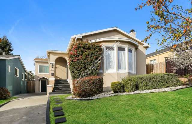 2615 Maxwell Ave photos photos 2615 Maxwell Ave photos photos