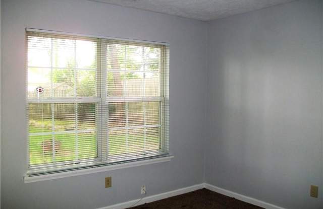 11340 CHERRY TREE Way Gallery 4