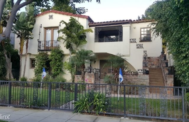 454 S Roxbury Dr - 454 Roxbury Dr, Beverly Hills, CA 90212