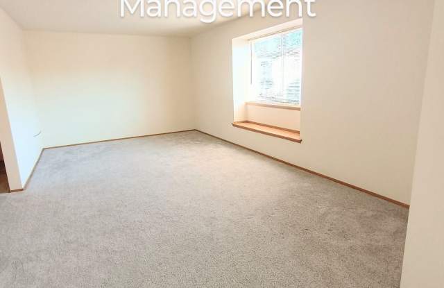 BIG 2 Bed / 2 Bath apartment, commute friendly Bonney Lake location! photos photos